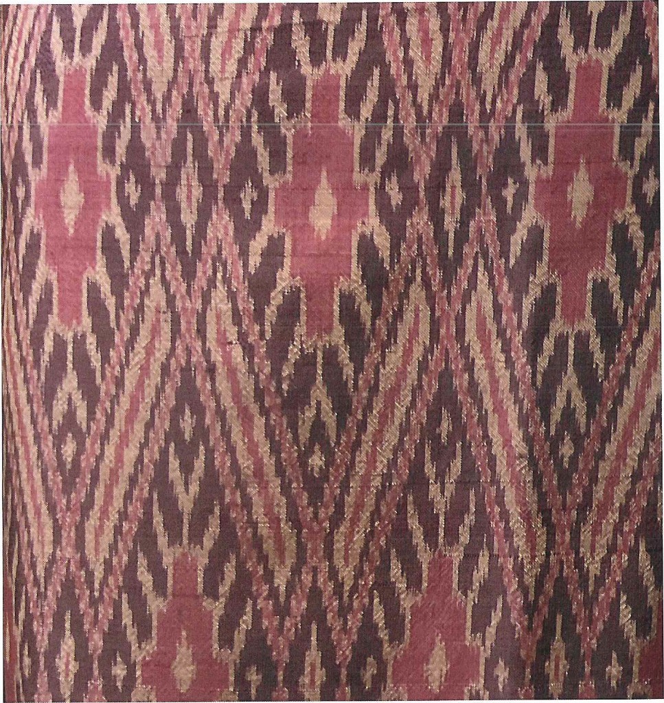 ผ้าไหมมัดหมี่ลายจี้เพชร